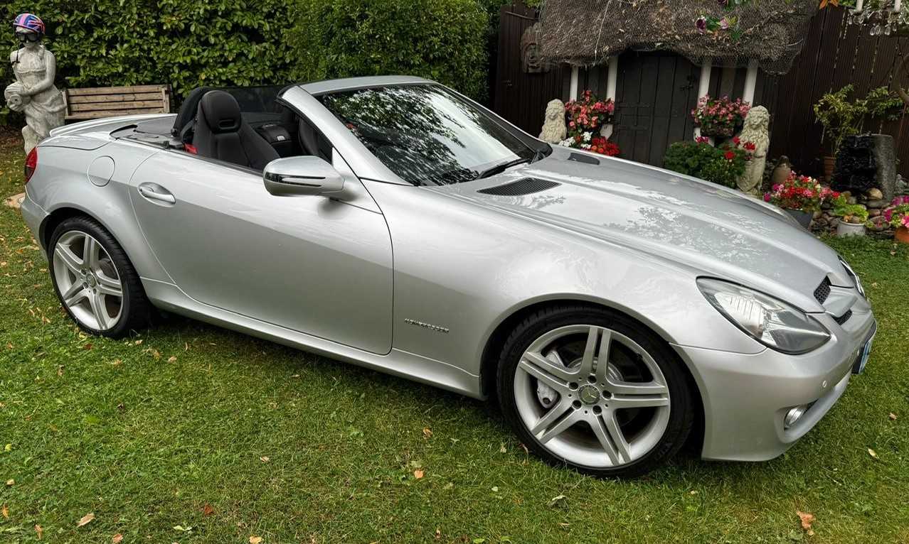 Lot 142 - 2009 Mercedes-Benz SLK 200