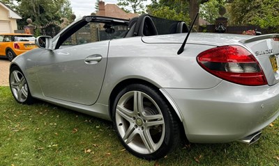 Lot 142 - 2009 Mercedes-Benz SLK 200