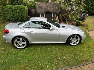 Lot 142 - 2009 Mercedes-Benz SLK 200