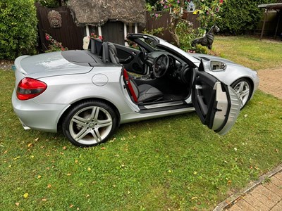 Lot 142 - 2009 Mercedes-Benz SLK 200