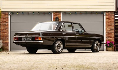 Lot 200 - 1971 Mercedes-Benz 220/8