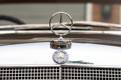 Lot 200 - 1971 Mercedes-Benz 220/8