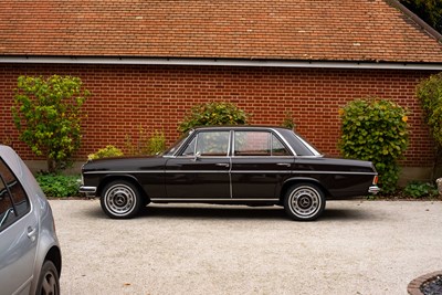 Lot 200 - 1971 Mercedes-Benz 220/8