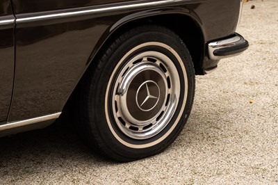 Lot 200 - 1971 Mercedes-Benz 220/8