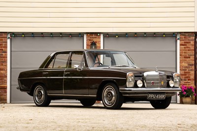 Lot 200 - 1971 Mercedes-Benz 220/8