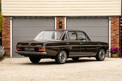 Lot 200 - 1971 Mercedes-Benz 220/8