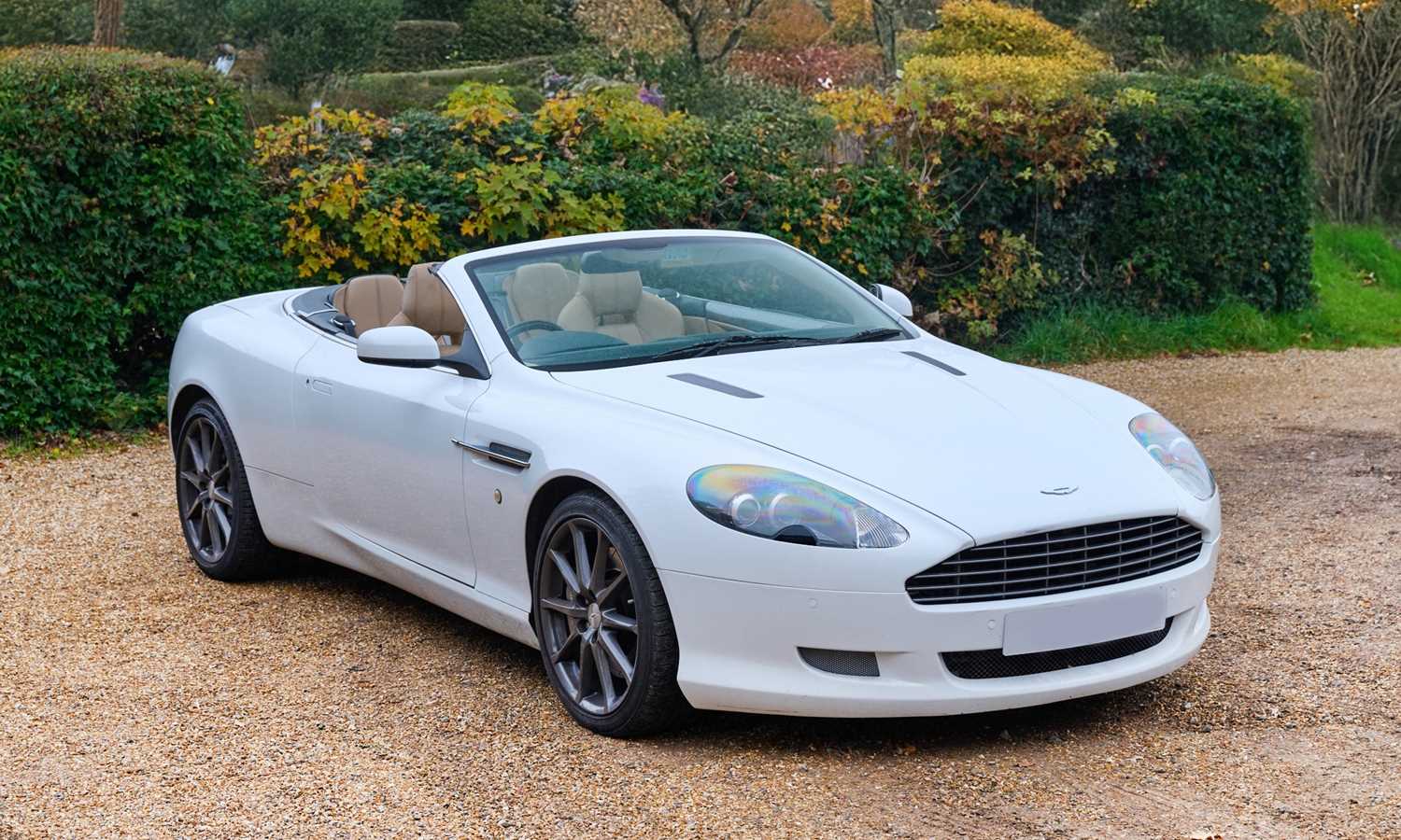 Lot 2009 Aston Martin DB9 Volante V12