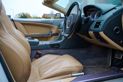 Lot 2009 Aston Martin DB9 Volante V12