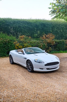 Lot 2009 Aston Martin DB9 Volante V12