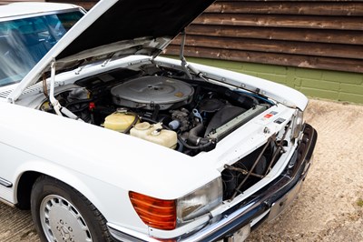 Lot 141 - 1986 Mercedes-Benz 560SL