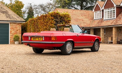 Lot 159 - 1988 Mercedes-Benz 300SL