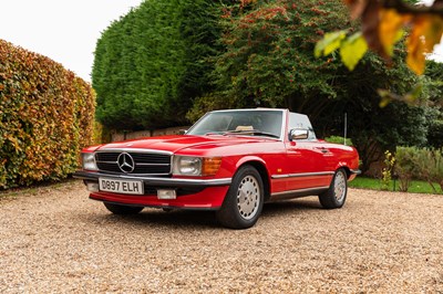 Lot 159 - 1988 Mercedes-Benz 300SL