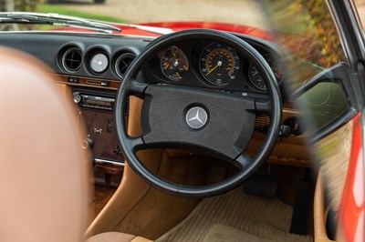 Lot 159 - 1988 Mercedes-Benz 300SL