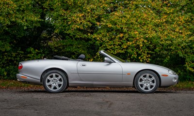 Lot 268 - 2001 Jaguar XK8 Convertible