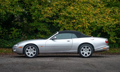 Lot 268 - 2001 Jaguar XK8 Convertible