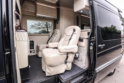 Lot 233 - 2014 Mercedes-Benz Airstream Interstate