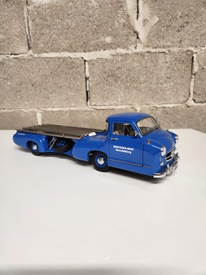 Lot 18 - CMC Mercedes-Benz Transporter