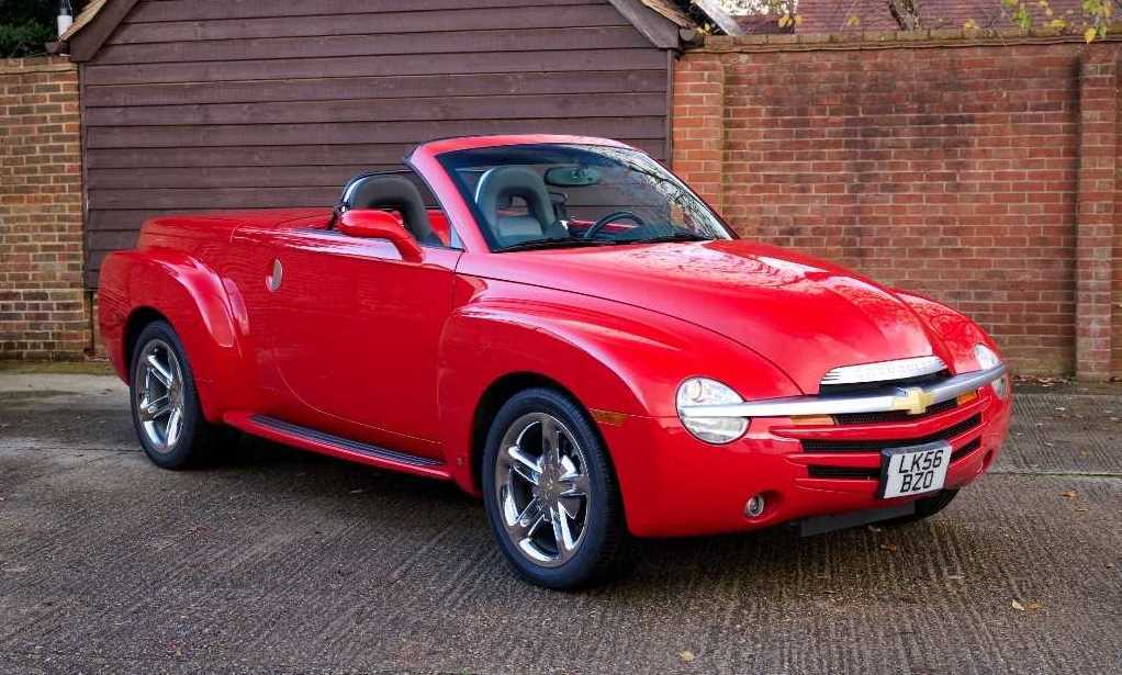 Lot 210 - 2006 Chevrolet SSR Pick-Up Convertible (6.0 Litre)