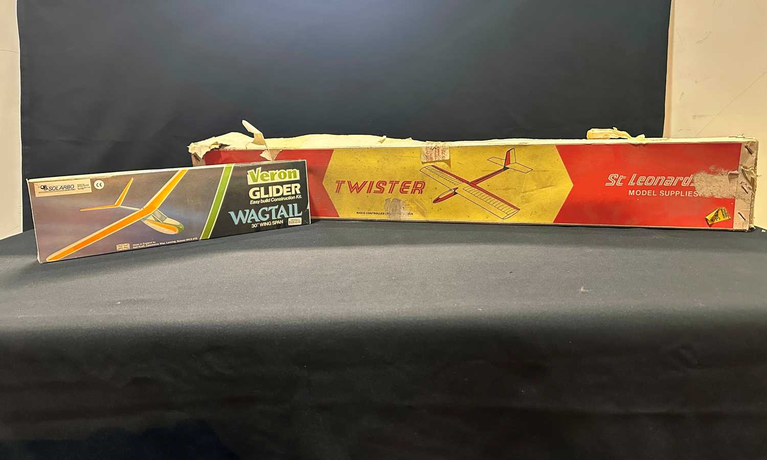 Lot 17 - Vintage Glider construction kits