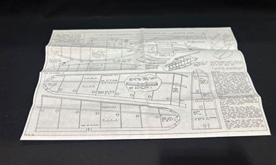 Lot 17 - Vintage Glider construction kits