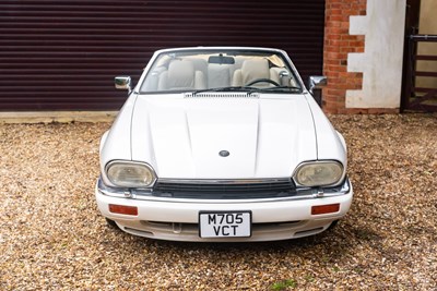 Lot 7 - 1995 Jaguar XJS Celebration