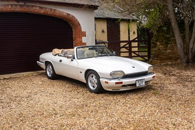 Lot 7 - 1995 Jaguar XJS Celebration