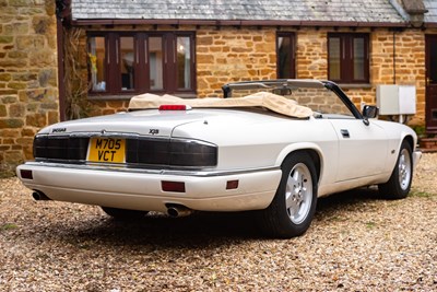Lot 7 - 1995 Jaguar XJS Celebration