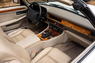 Lot 7 - 1995 Jaguar XJS Celebration