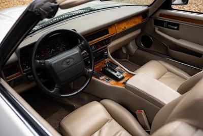 Lot 7 - 1995 Jaguar XJS Celebration