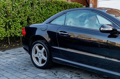 Lot 2003 Mercedes-Benz SL500