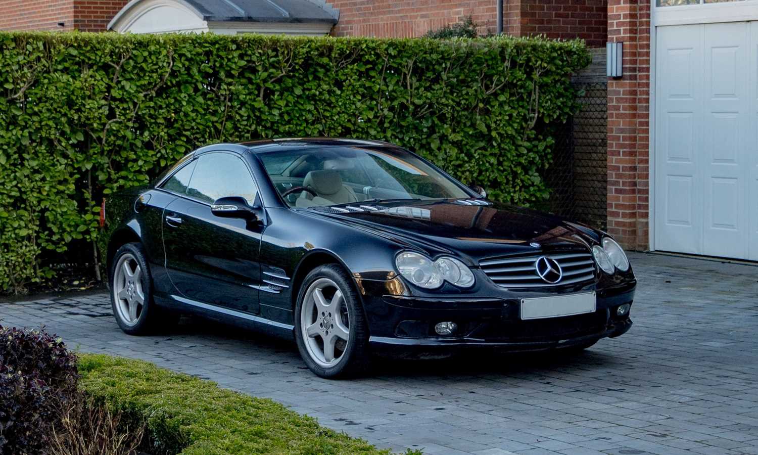 Lot 109 - 2003 Mercedes-Benz SL500