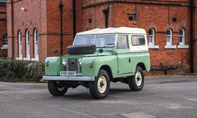 Lot 1969 Land Rover Series IIA (88 inch)