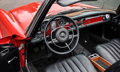 Lot 1971 Mercedes-Benz 280 SL Pagoda