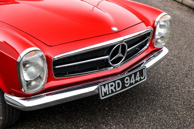 Lot 1971 Mercedes-Benz 280 SL Pagoda