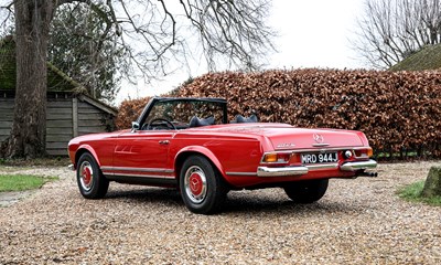 Lot 1971 Mercedes-Benz 280 SL Pagoda