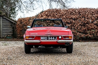 Lot 1971 Mercedes-Benz 280 SL Pagoda