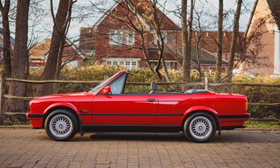 Lot 1993 BMW 318i Convertible