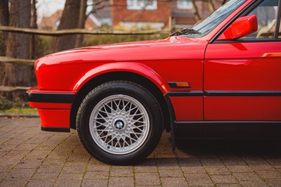 Lot 1993 BMW 318i Convertible