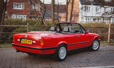 Lot 1993 BMW 318i Convertible