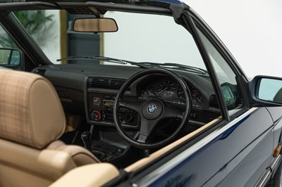 Lot 1989 BMW 320i Convertible