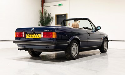 Lot 1989 BMW 320i Convertible