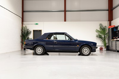 Lot 1989 BMW 320i Convertible