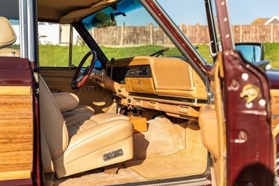 Lot 1988 Jeep Wagoneer