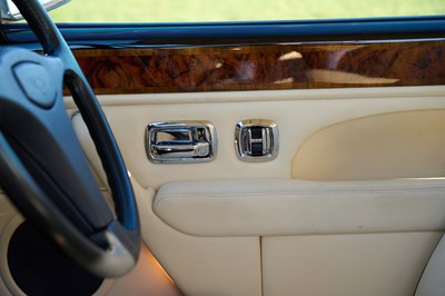 Lot 1993 Bentley Continental R