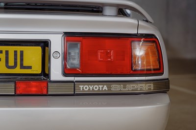 Lot 1986 Toyota Supra 3.0i