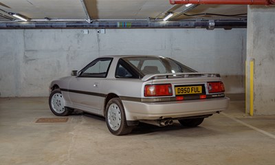 Lot 1986 Toyota Supra 3.0i