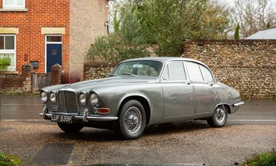 Lot 1968 Jaguar 420