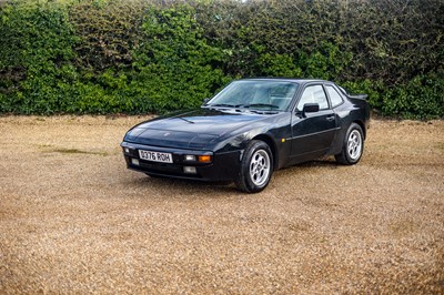 Lot 1987 Porsche 944