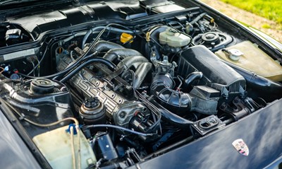 Lot 241 - 1987 Porsche 944