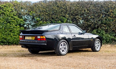 Lot 1987 Porsche 944